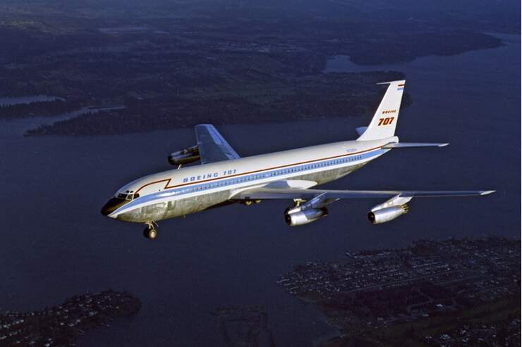 Boeing 707 - FLUG REVUE